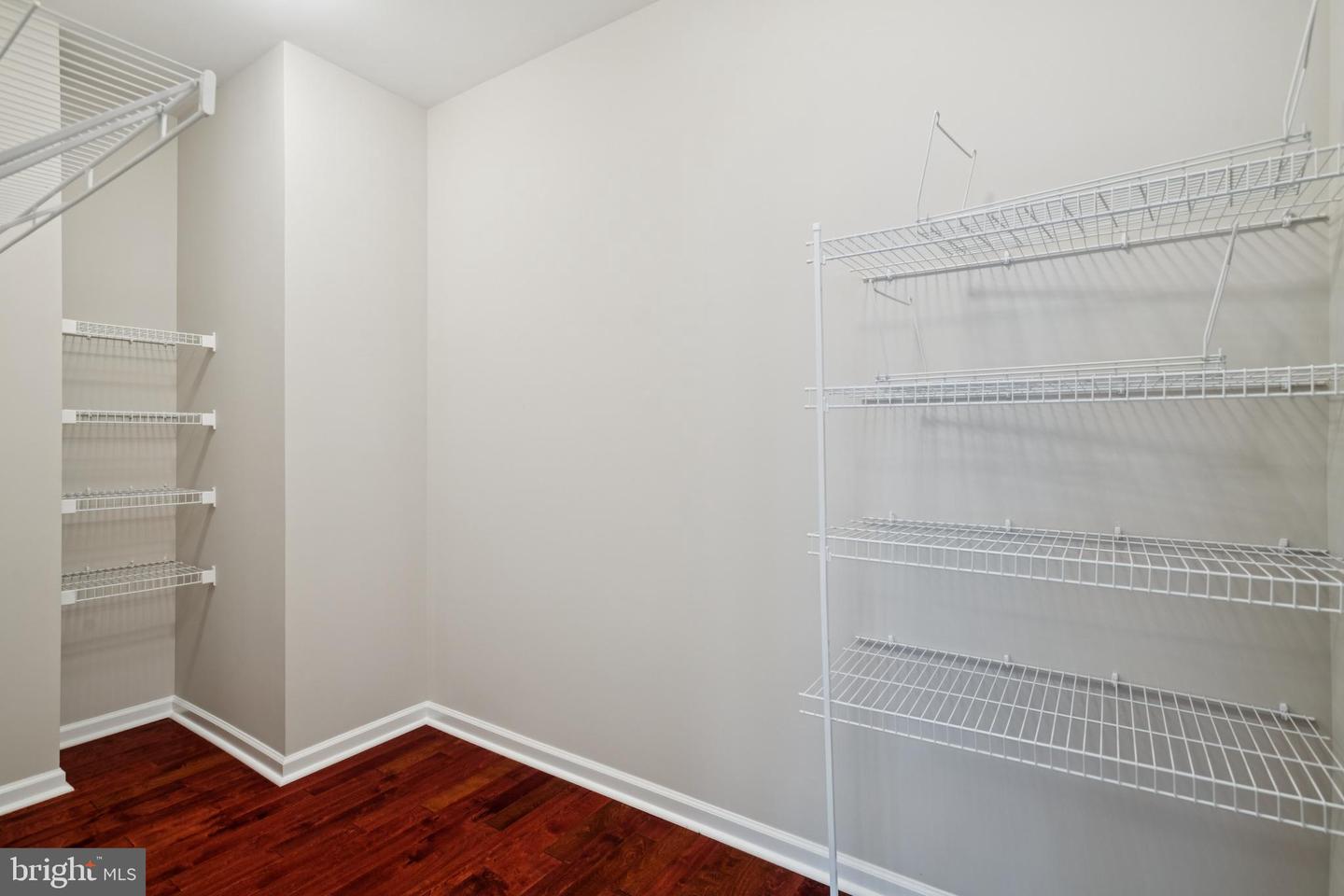 29 LUDINGTON LN, FREDERICKSBURG, Virginia 22406, 2 Bedrooms Bedrooms, 10 Rooms Rooms,2 BathroomsBathrooms,Residential,For sale,29 LUDINGTON LN,VAST2042058 MLS # VAST2042058