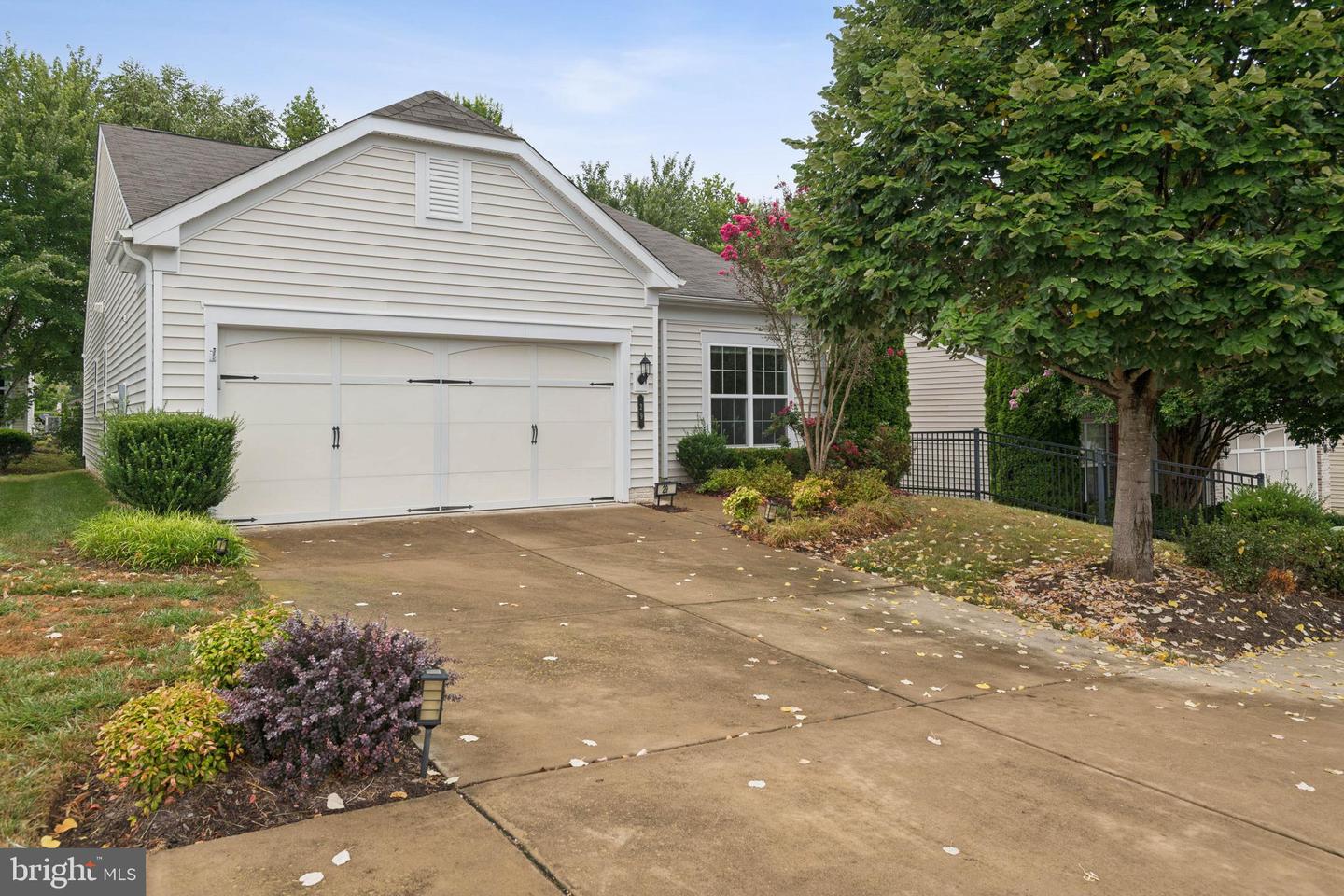 29 LUDINGTON LN, FREDERICKSBURG, Virginia 22406, 2 Bedrooms Bedrooms, 10 Rooms Rooms,2 BathroomsBathrooms,Residential,For sale,29 LUDINGTON LN,VAST2042058 MLS # VAST2042058