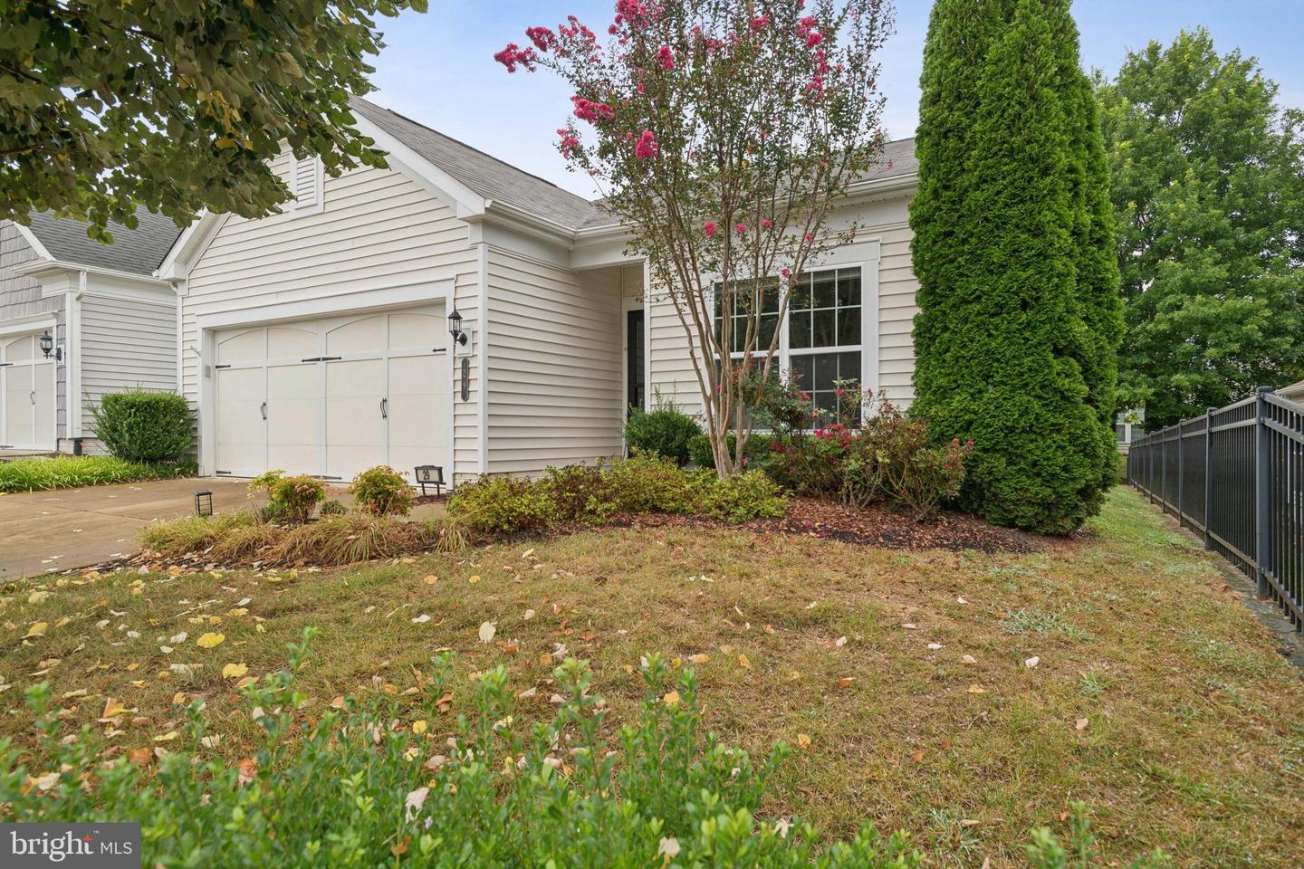 29 LUDINGTON LN, FREDERICKSBURG, Virginia 22406, 2 Bedrooms Bedrooms, 10 Rooms Rooms,2 BathroomsBathrooms,Residential,For sale,29 LUDINGTON LN,VAST2042058 MLS # VAST2042058