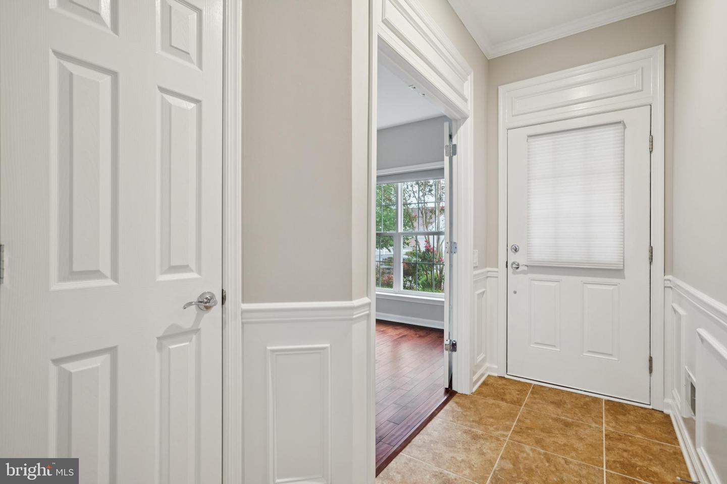 29 LUDINGTON LN, FREDERICKSBURG, Virginia 22406, 2 Bedrooms Bedrooms, 10 Rooms Rooms,2 BathroomsBathrooms,Residential,For sale,29 LUDINGTON LN,VAST2042058 MLS # VAST2042058