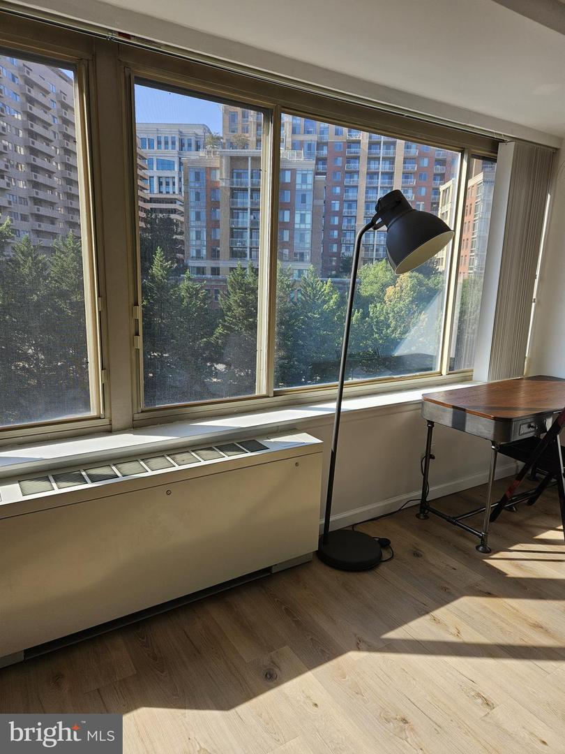 1210 N TAFT ST #710, ARLINGTON, Virginia 22201, 1 Bedroom Bedrooms, ,1 BathroomBathrooms,Residential,For sale,1210 N TAFT ST #710,VAAR2062622 MLS # VAAR2062622