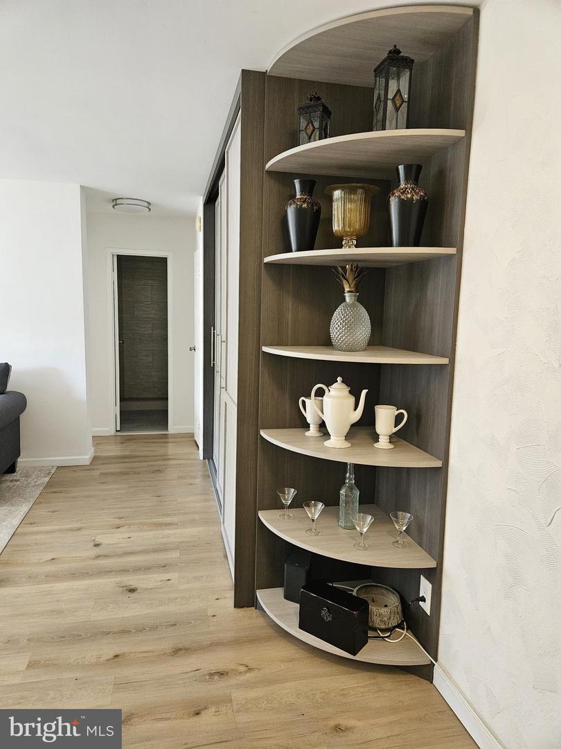 1210 N TAFT ST #710, ARLINGTON, Virginia 22201, 1 Bedroom Bedrooms, ,1 BathroomBathrooms,Residential,For sale,1210 N TAFT ST #710,VAAR2062622 MLS # VAAR2062622