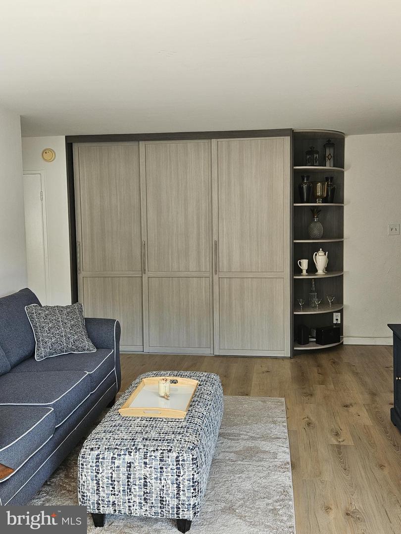 1210 N TAFT ST #710, ARLINGTON, Virginia 22201, 1 Bedroom Bedrooms, ,1 BathroomBathrooms,Residential,For sale,1210 N TAFT ST #710,VAAR2062622 MLS # VAAR2062622