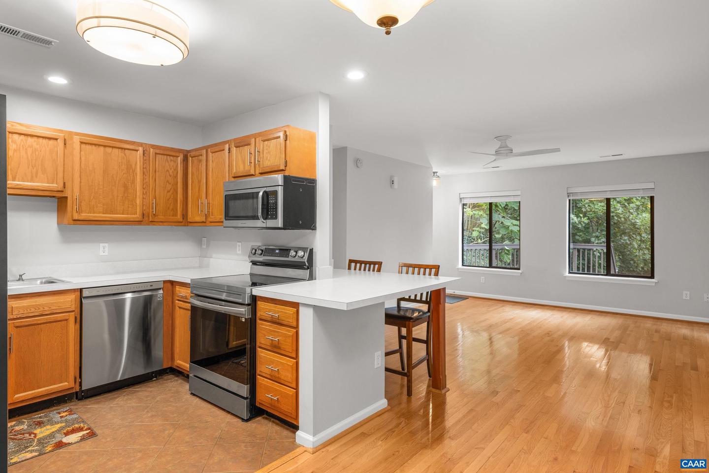 1694 ROYAL OAK CT, CHARLOTTESVILLE, Virginia 22902, 3 Bedrooms Bedrooms, ,2 BathroomsBathrooms,Residential,For sale,1694 ROYAL OAK CT,668135 MLS # 668135
