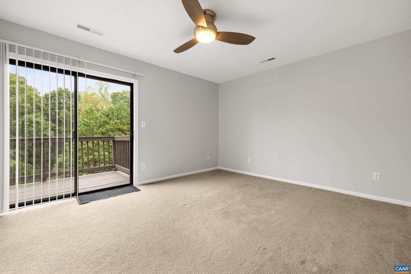 1694 ROYAL OAK CT, CHARLOTTESVILLE, Virginia 22902, 3 Bedrooms Bedrooms, ,2 BathroomsBathrooms,Residential,For sale,1694 ROYAL OAK CT,668135 MLS # 668135
