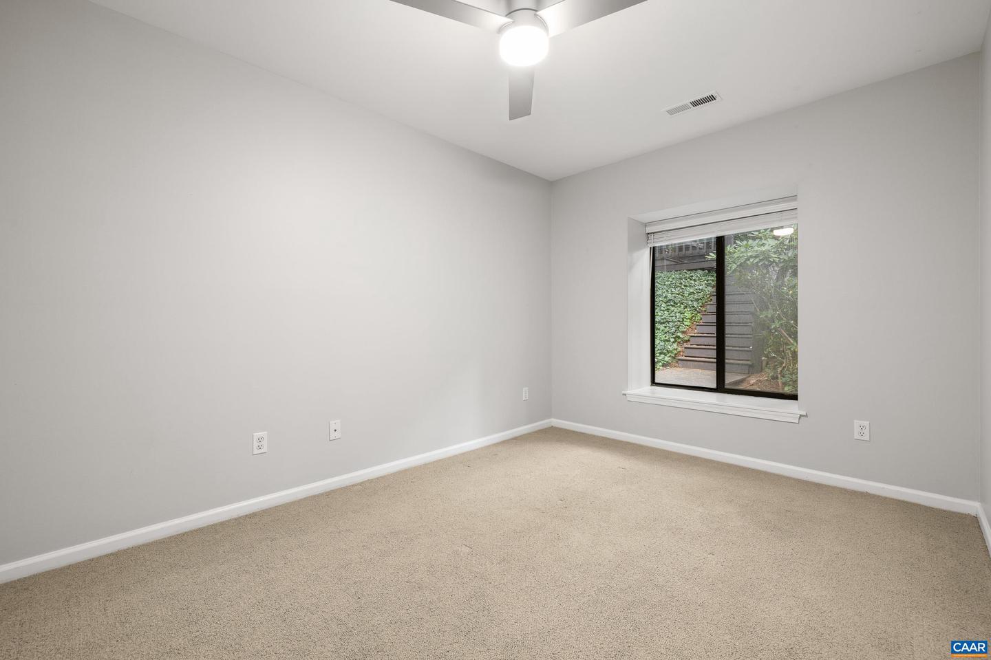 1694 ROYAL OAK CT, CHARLOTTESVILLE, Virginia 22902, 3 Bedrooms Bedrooms, ,2 BathroomsBathrooms,Residential,For sale,1694 ROYAL OAK CT,668135 MLS # 668135