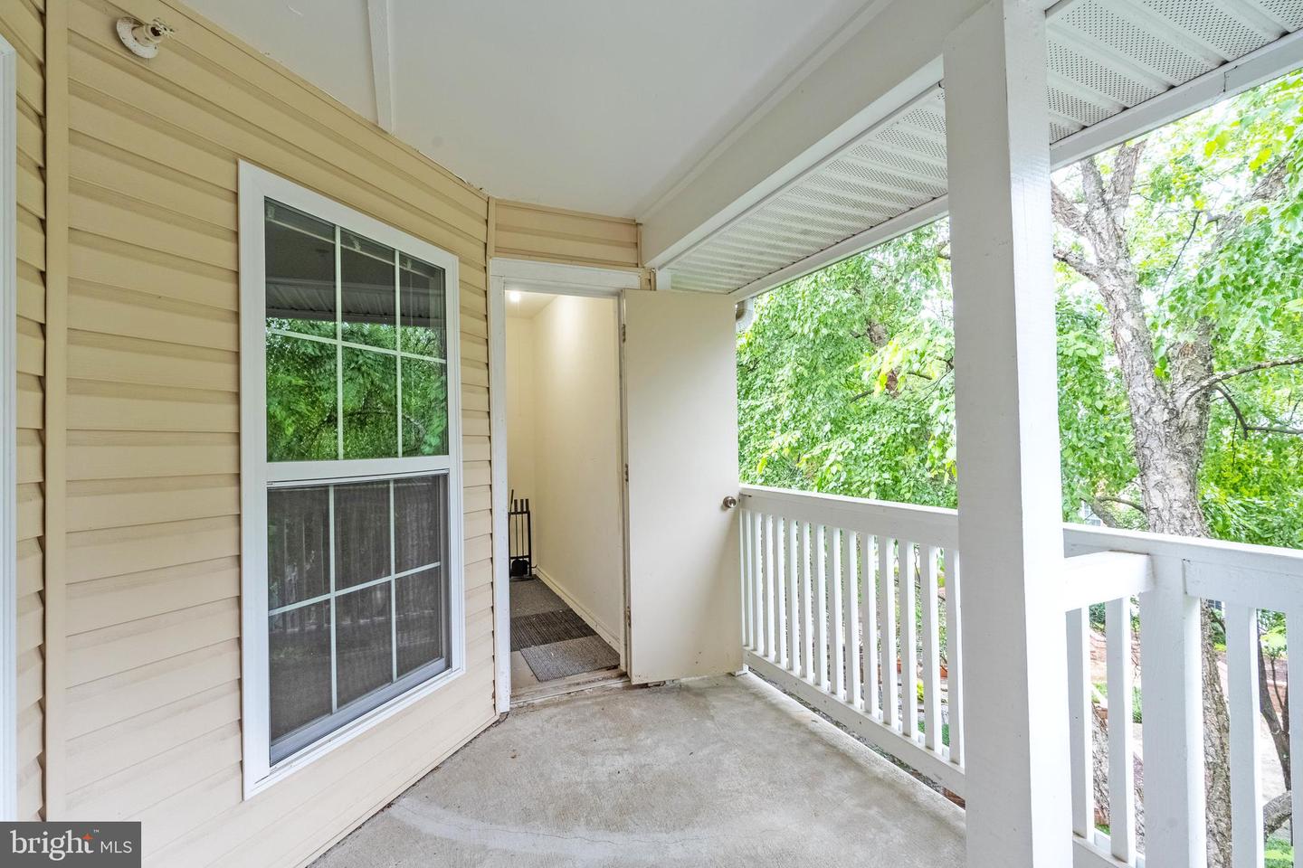 1504 LINCOLN WAY #404, MCLEAN, Virginia 22102, 1 Bedroom Bedrooms, ,1 BathroomBathrooms,Residential,For sale,1504 LINCOLN WAY #404,VAFX2262894 MLS # VAFX2262894