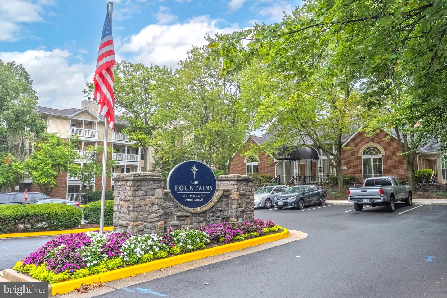 1504 LINCOLN WAY #404, MCLEAN, Virginia 22102, 1 Bedroom Bedrooms, ,1 BathroomBathrooms,Residential,For sale,1504 LINCOLN WAY #404,VAFX2262894 MLS # VAFX2262894