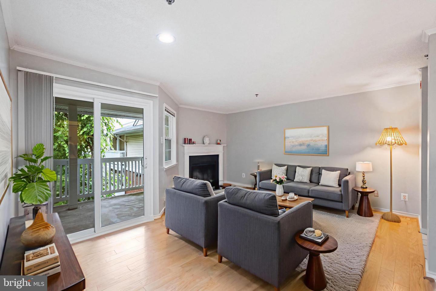 1504 LINCOLN WAY #404, MCLEAN, Virginia 22102, 1 Bedroom Bedrooms, ,1 BathroomBathrooms,Residential,For sale,1504 LINCOLN WAY #404,VAFX2262894 MLS # VAFX2262894