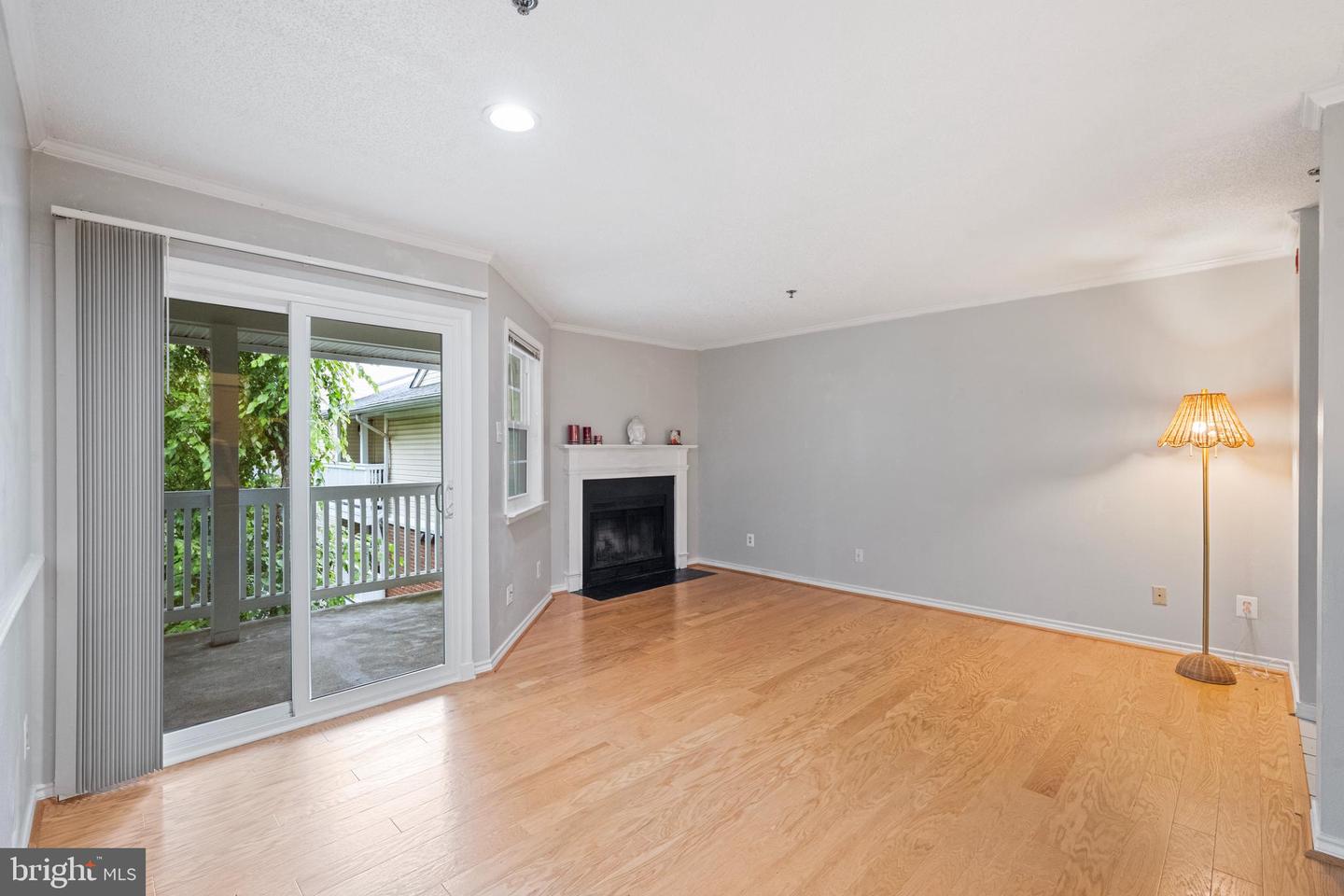 1504 LINCOLN WAY #404, MCLEAN, Virginia 22102, 1 Bedroom Bedrooms, ,1 BathroomBathrooms,Residential,For sale,1504 LINCOLN WAY #404,VAFX2262894 MLS # VAFX2262894
