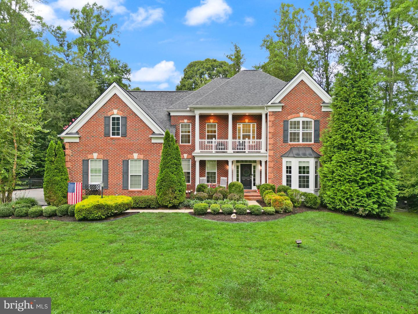 32 PINEWOOD RD, FREDERICKSBURG, Virginia 22405, 5 Bedrooms Bedrooms, ,5 BathroomsBathrooms,Residential,For sale,32 PINEWOOD RD,VAST2042072 MLS # VAST2042072