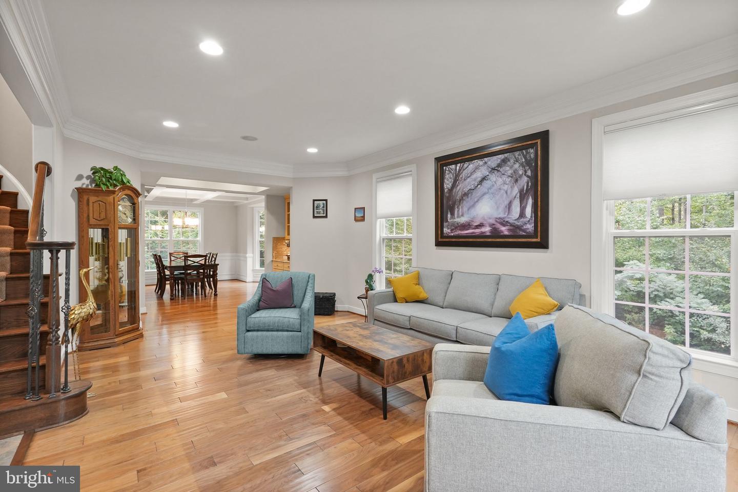 32 PINEWOOD RD, FREDERICKSBURG, Virginia 22405, 5 Bedrooms Bedrooms, ,5 BathroomsBathrooms,Residential,For sale,32 PINEWOOD RD,VAST2042072 MLS # VAST2042072