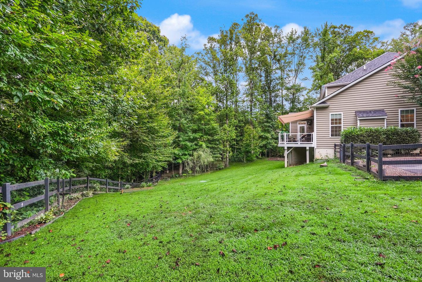 32 PINEWOOD RD, FREDERICKSBURG, Virginia 22405, 5 Bedrooms Bedrooms, ,5 BathroomsBathrooms,Residential,For sale,32 PINEWOOD RD,VAST2042072 MLS # VAST2042072