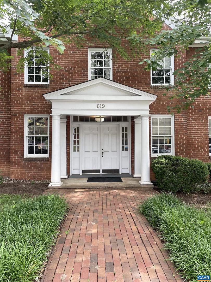 619 E HIGH ST, CHARLOTTESVILLE, Virginia 22902, 2 Bedrooms Bedrooms, ,2 BathroomsBathrooms,Residential,For sale,619 E HIGH ST,668140 MLS # 668140