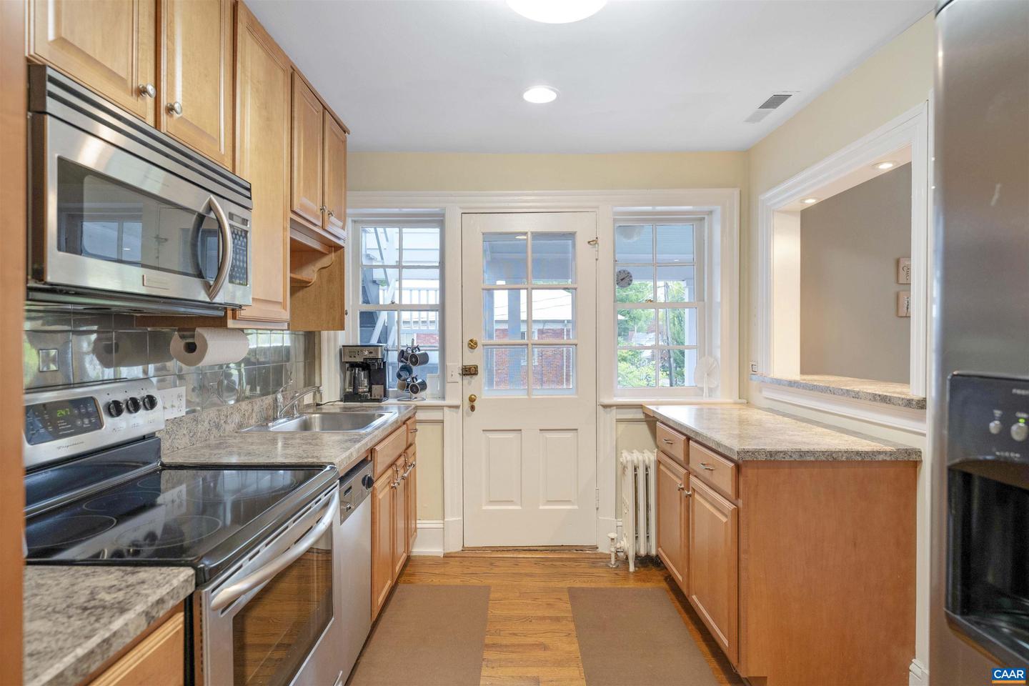 619 E HIGH ST, CHARLOTTESVILLE, Virginia 22902, 2 Bedrooms Bedrooms, ,2 BathroomsBathrooms,Residential,For sale,619 E HIGH ST,668140 MLS # 668140
