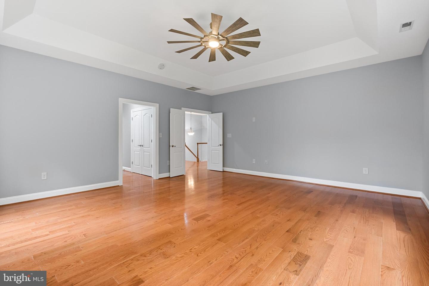 7119 BARRY RD, ALEXANDRIA, Virginia 22315, 6 Bedrooms Bedrooms, ,4 BathroomsBathrooms,Residential,For sale,7119 BARRY RD,VAFX2262936 MLS # VAFX2262936