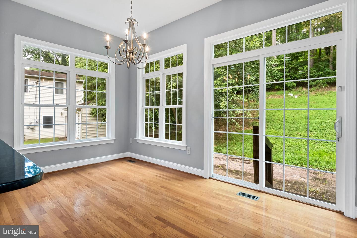 7119 BARRY RD, ALEXANDRIA, Virginia 22315, 6 Bedrooms Bedrooms, ,4 BathroomsBathrooms,Residential,For sale,7119 BARRY RD,VAFX2262936 MLS # VAFX2262936