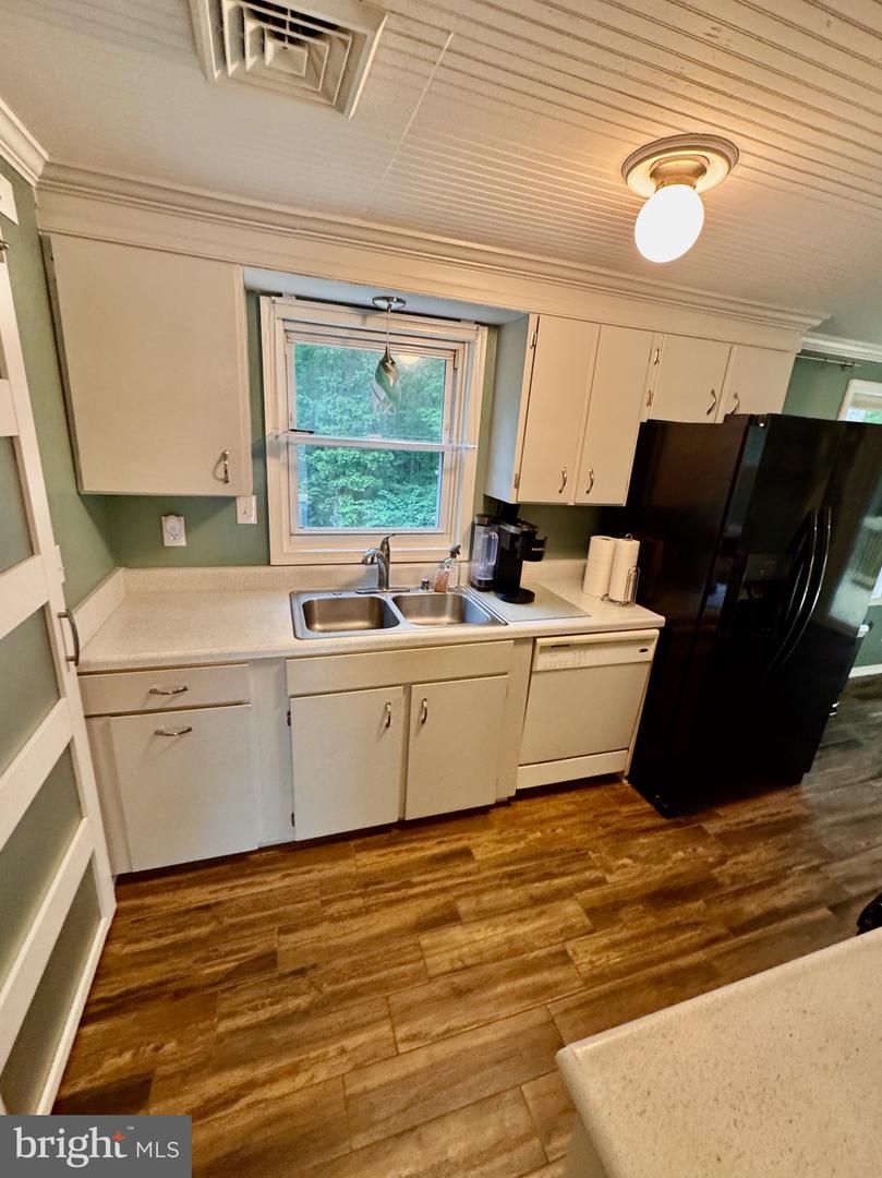 4456 SILVER HILL CT, SUMERDUCK, Virginia 22742, 3 Bedrooms Bedrooms, ,1 BathroomBathrooms,Residential,For sale,4456 SILVER HILL CT,VAFQ2018020 MLS # VAFQ2018020