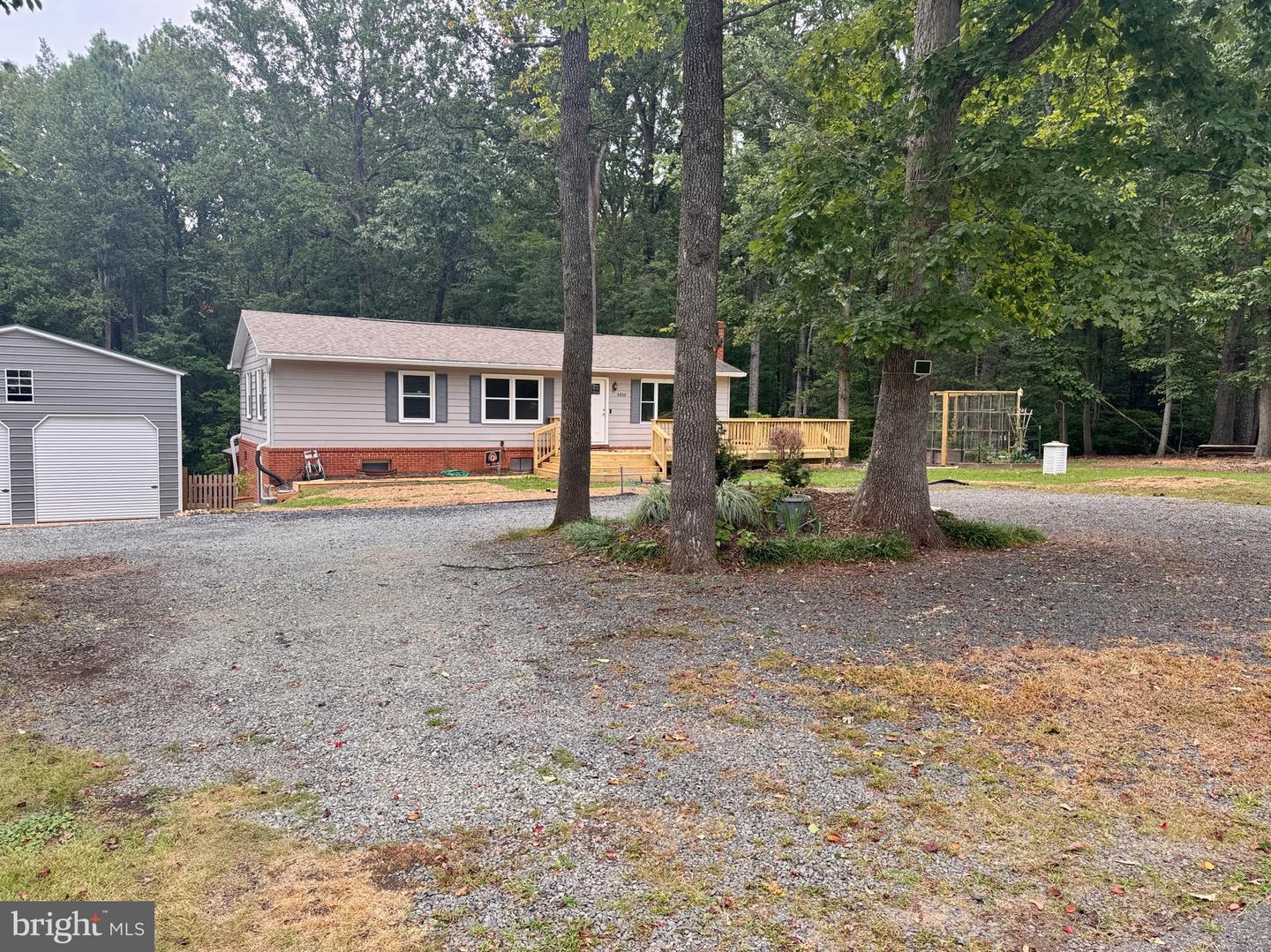 4456 SILVER HILL CT, SUMERDUCK, Virginia 22742, 3 Bedrooms Bedrooms, ,1 BathroomBathrooms,Residential,For sale,4456 SILVER HILL CT,VAFQ2018020 MLS # VAFQ2018020