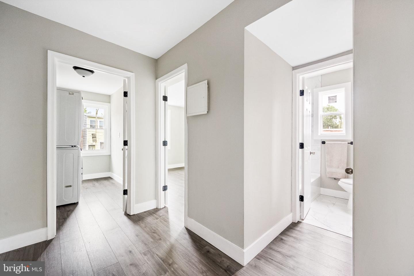 1658 F ST NE, WASHINGTON, District Of Columbia 20002, 3 Bedrooms Bedrooms, 5 Rooms Rooms,2 BathroomsBathrooms,Residential,For sale,1658 F ST NE,DCDC2216486 MLS # DCDC2216486