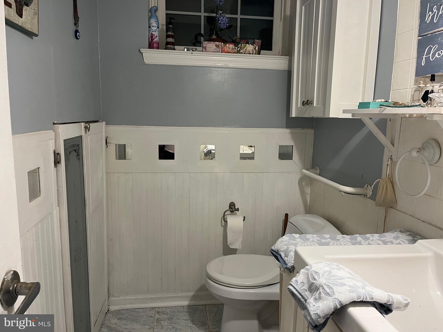 8527 PARLIAMENT DR, SPRINGFIELD, Virginia 22151, 4 Bedrooms Bedrooms, ,2 BathroomsBathrooms,Residential,For sale,8527 PARLIAMENT DR,VAFX2262950 MLS # VAFX2262950