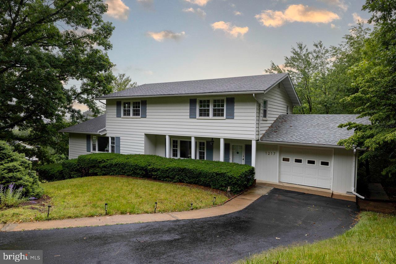 1217 WINDSOR RD, HARRISONBURG, Virginia 22801, 4 Bedrooms Bedrooms, ,3 BathroomsBathrooms,Residential,For sale,1217 WINDSOR RD,VAHC2000474 MLS # VAHC2000474
