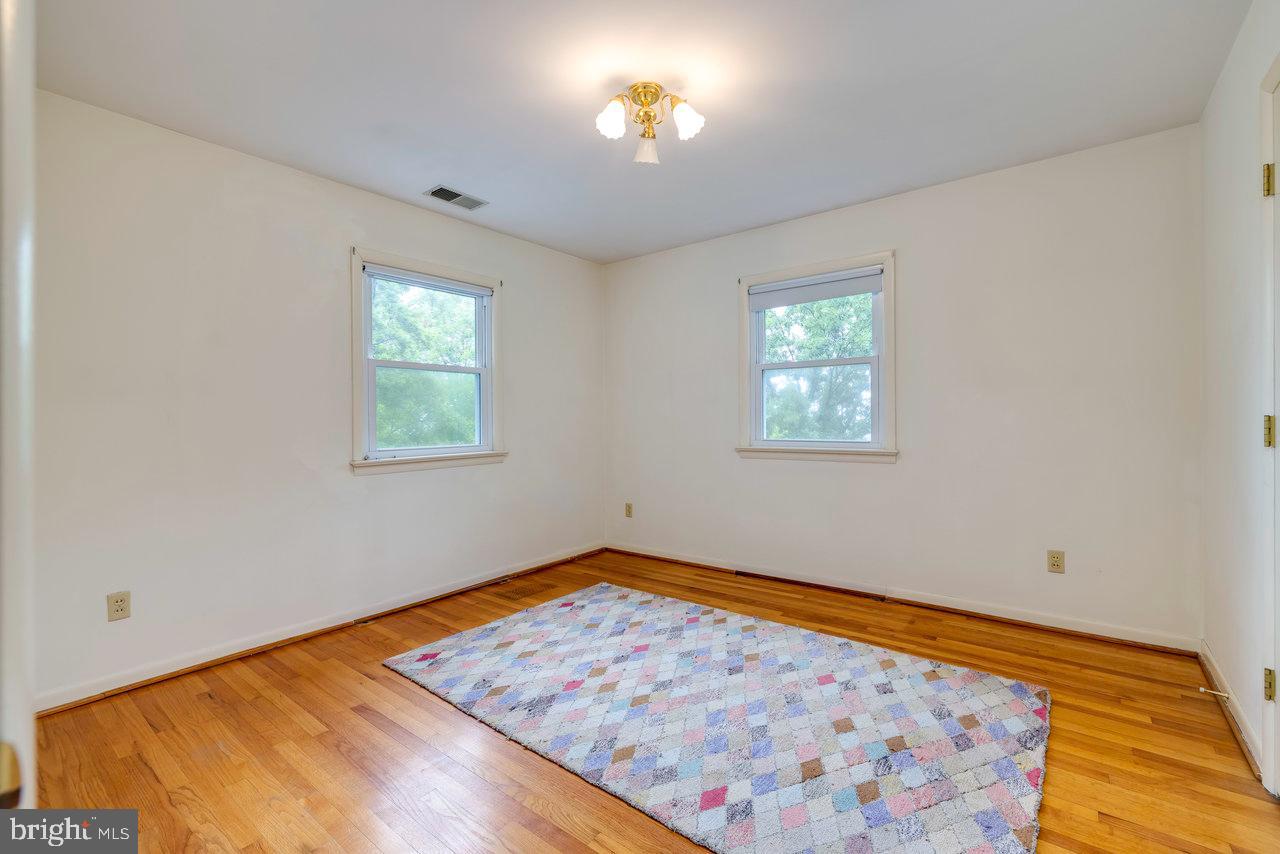 1217 WINDSOR RD, HARRISONBURG, Virginia 22801, 4 Bedrooms Bedrooms, ,3 BathroomsBathrooms,Residential,For sale,1217 WINDSOR RD,VAHC2000474 MLS # VAHC2000474