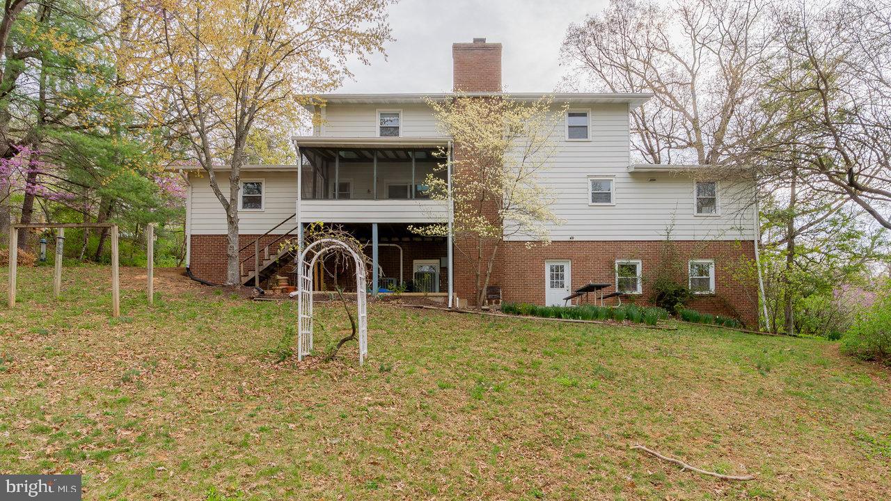1217 WINDSOR RD, HARRISONBURG, Virginia 22801, 4 Bedrooms Bedrooms, ,3 BathroomsBathrooms,Residential,For sale,1217 WINDSOR RD,VAHC2000474 MLS # VAHC2000474