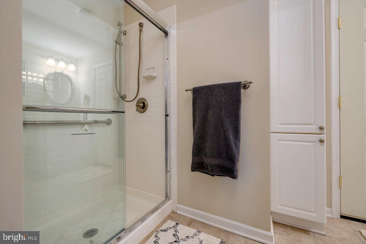 1217 WINDSOR RD, HARRISONBURG, Virginia 22801, 4 Bedrooms Bedrooms, ,3 BathroomsBathrooms,Residential,For sale,1217 WINDSOR RD,VAHC2000474 MLS # VAHC2000474