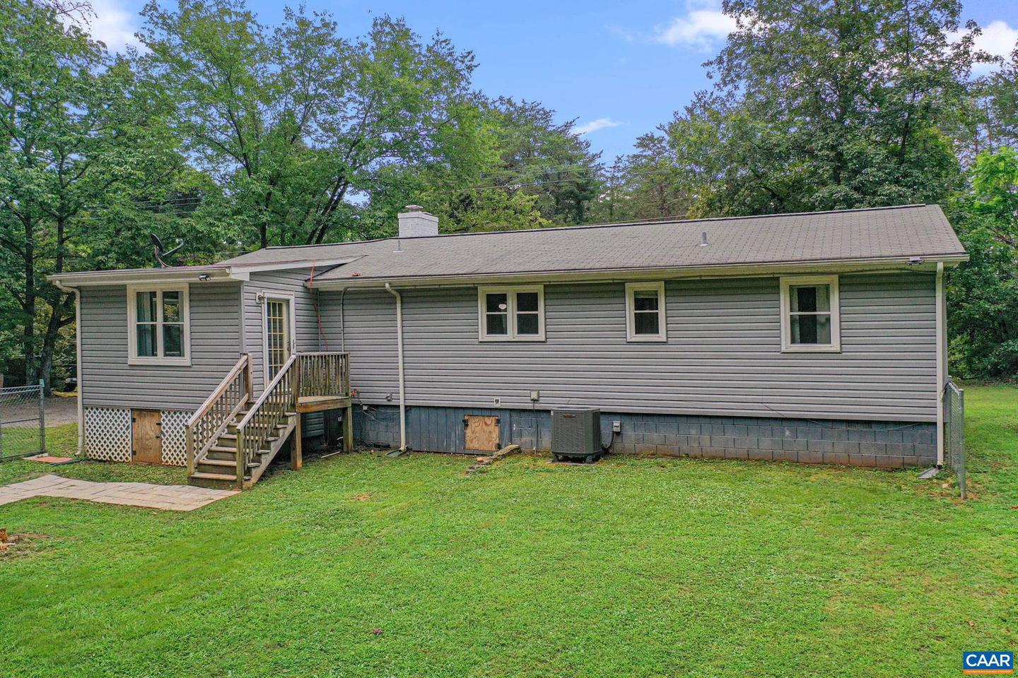 5436 SECRETARYS SAND RD, ESMONT, Virginia 22937, 3 Bedrooms Bedrooms, ,1 BathroomBathrooms,Residential,For sale,5436 SECRETARYS SAND RD,668148 MLS # 668148