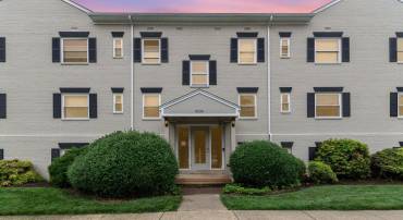 3039 PATRICK HENRY DR #102, FALLS CHURCH, Virginia 22044, 2 Bedrooms Bedrooms, ,1 BathroomBathrooms,Residential,For sale,3039 PATRICK HENRY DR #102,VAFX2221474 MLS # VAFX2221474