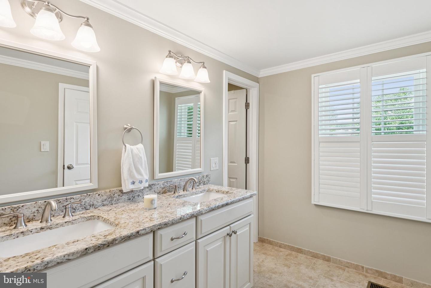 15395 AUTUMN LN, DUMFRIES, Virginia 22025, 4 Bedrooms Bedrooms, ,3 BathroomsBathrooms,Residential,For sale,15395 AUTUMN LN,VAPW2089370 MLS # VAPW2089370