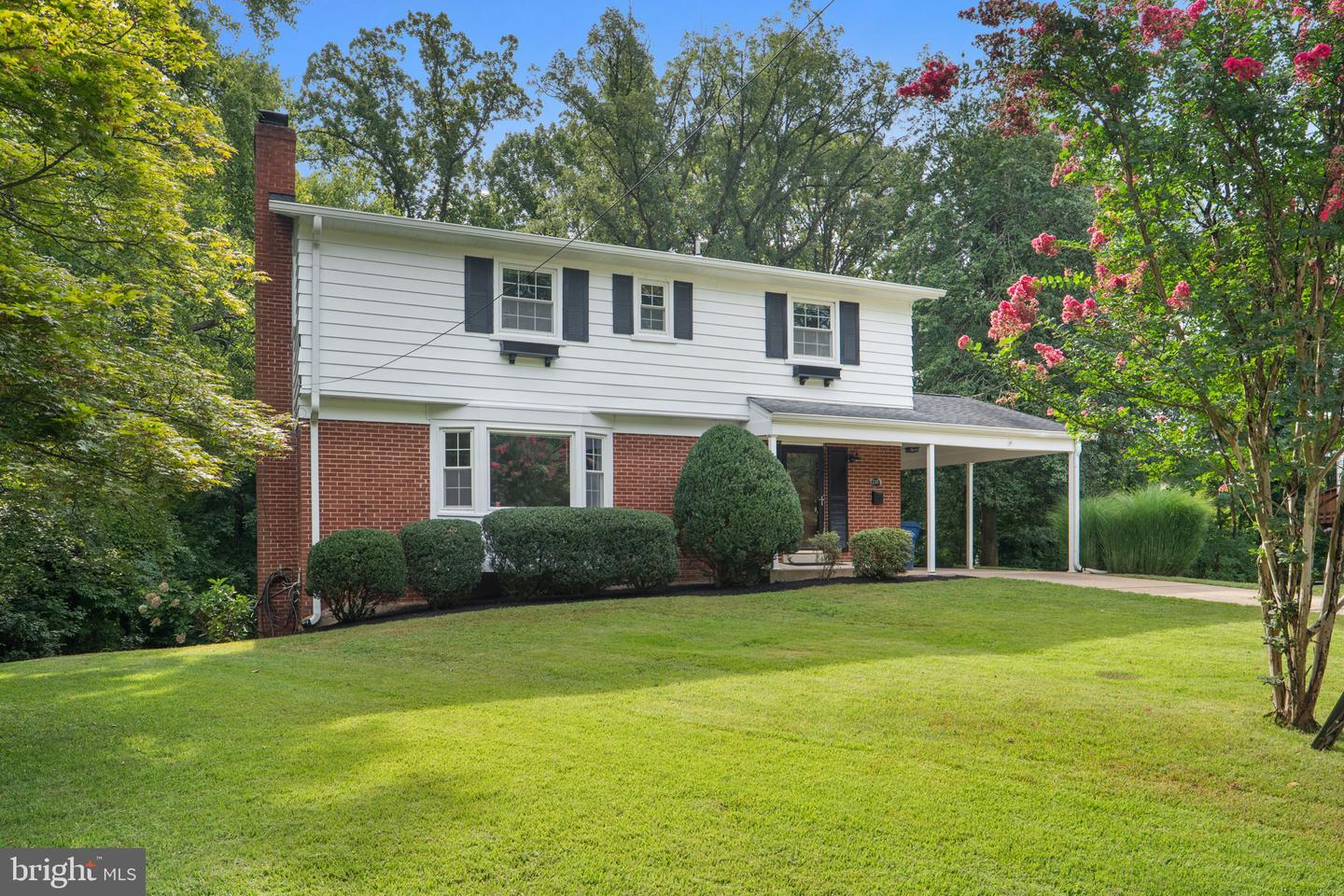 7301 MASONVILLE CT, ANNANDALE, Virginia 22003, 4 Bedrooms Bedrooms, ,2 BathroomsBathrooms,Residential,For sale,7301 MASONVILLE CT,VAFX2235980 MLS # VAFX2235980