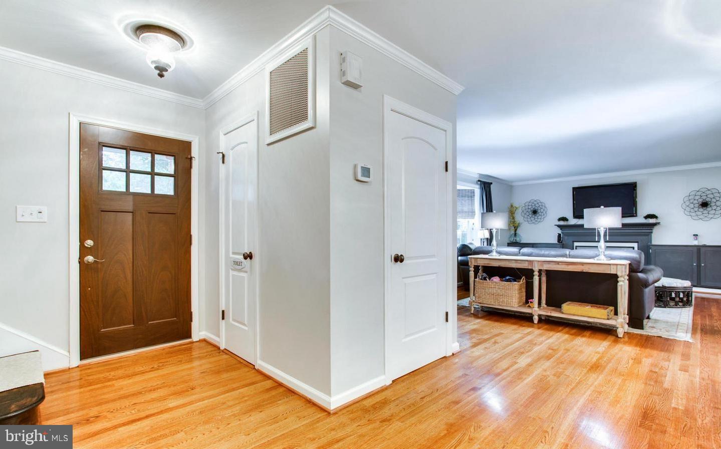 7301 MASONVILLE CT, ANNANDALE, Virginia 22003, 4 Bedrooms Bedrooms, ,2 BathroomsBathrooms,Residential,For sale,7301 MASONVILLE CT,VAFX2235980 MLS # VAFX2235980