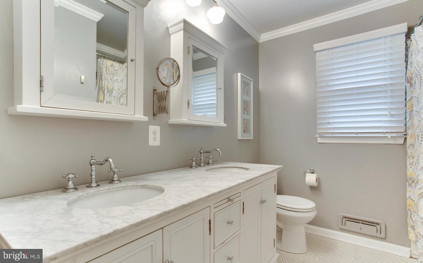 7301 MASONVILLE CT, ANNANDALE, Virginia 22003, 4 Bedrooms Bedrooms, ,2 BathroomsBathrooms,Residential,For sale,7301 MASONVILLE CT,VAFX2235980 MLS # VAFX2235980