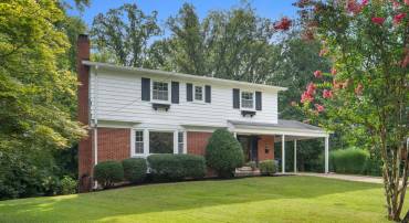 7301 MASONVILLE CT, ANNANDALE, Virginia 22003, 4 Bedrooms Bedrooms, ,2 BathroomsBathrooms,Residential,For sale,7301 MASONVILLE CT,VAFX2235980 MLS # VAFX2235980