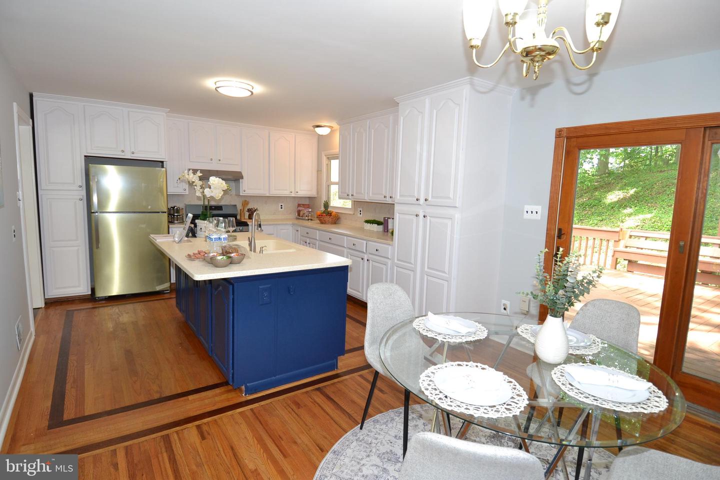 7103 GALGATE DR, SPRINGFIELD, Virginia 22152, 5 Bedrooms Bedrooms, ,3 BathroomsBathrooms,Residential,For sale,7103 GALGATE DR,VAFX2236012 MLS # VAFX2236012