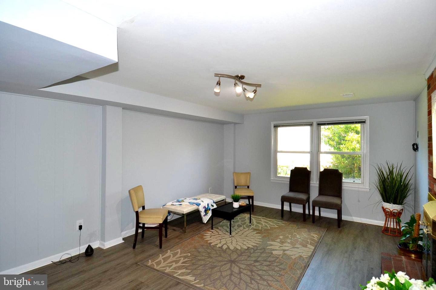 7103 GALGATE DR, SPRINGFIELD, Virginia 22152, 5 Bedrooms Bedrooms, ,3 BathroomsBathrooms,Residential,For sale,7103 GALGATE DR,VAFX2236012 MLS # VAFX2236012