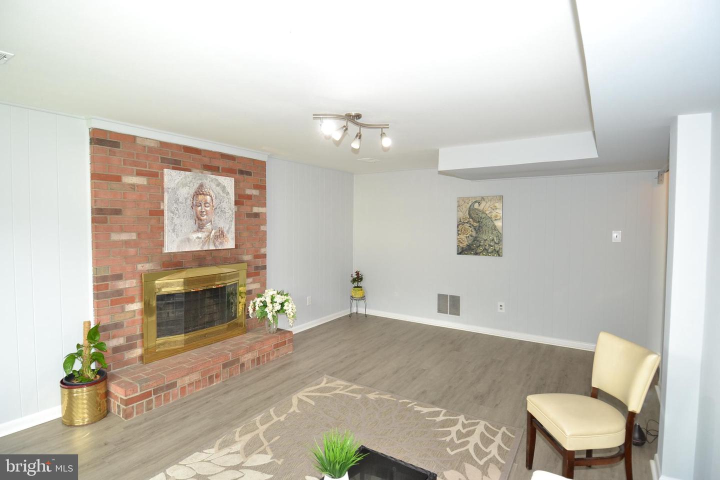 7103 GALGATE DR, SPRINGFIELD, Virginia 22152, 5 Bedrooms Bedrooms, ,3 BathroomsBathrooms,Residential,For sale,7103 GALGATE DR,VAFX2236012 MLS # VAFX2236012