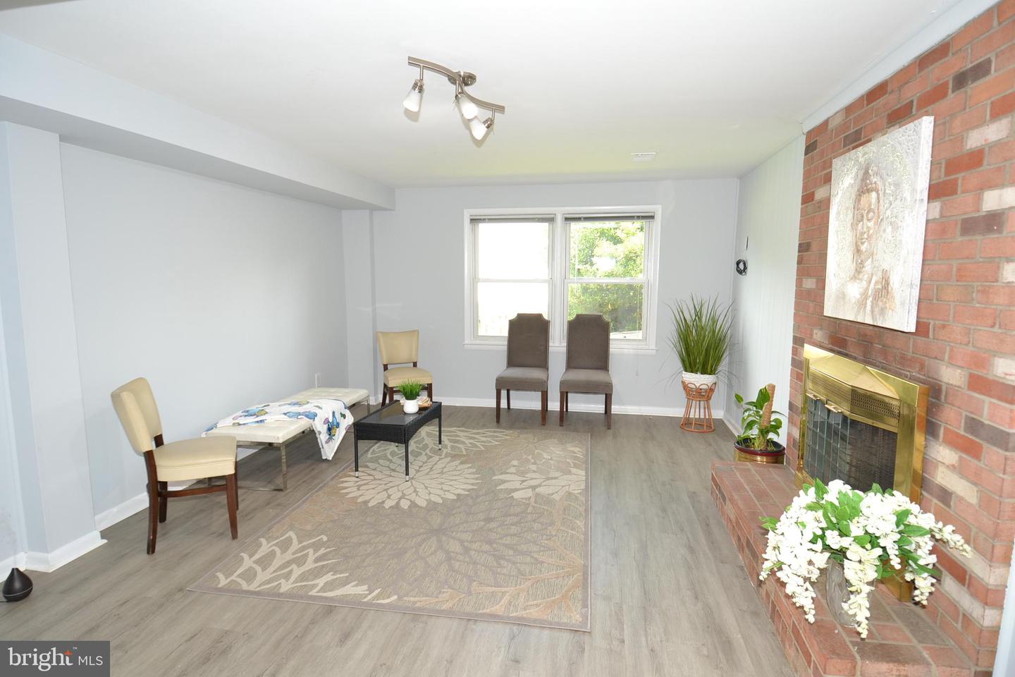 7103 GALGATE DR, SPRINGFIELD, Virginia 22152, 5 Bedrooms Bedrooms, ,3 BathroomsBathrooms,Residential,For sale,7103 GALGATE DR,VAFX2236012 MLS # VAFX2236012