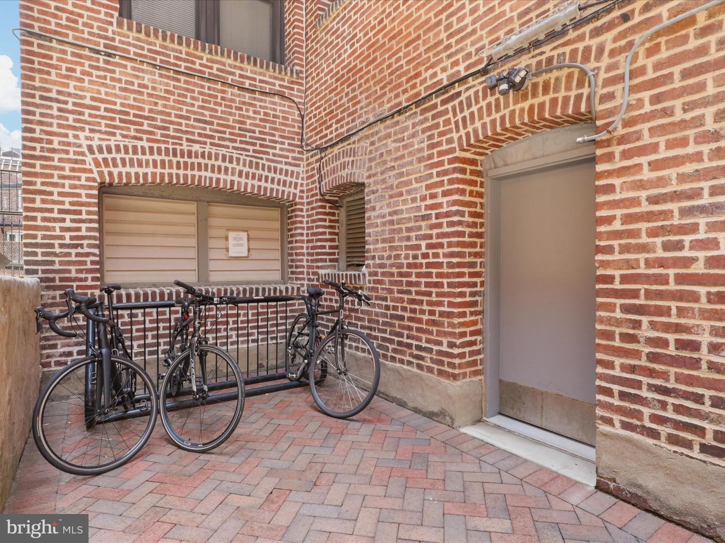 1858 CALIFORNIA ST NW #33, WASHINGTON, District Of Columbia 20009, 1 Bedroom Bedrooms, ,1 BathroomBathrooms,Residential,For sale,1858 CALIFORNIA ST NW #33,DCDC2201734 MLS # DCDC2201734