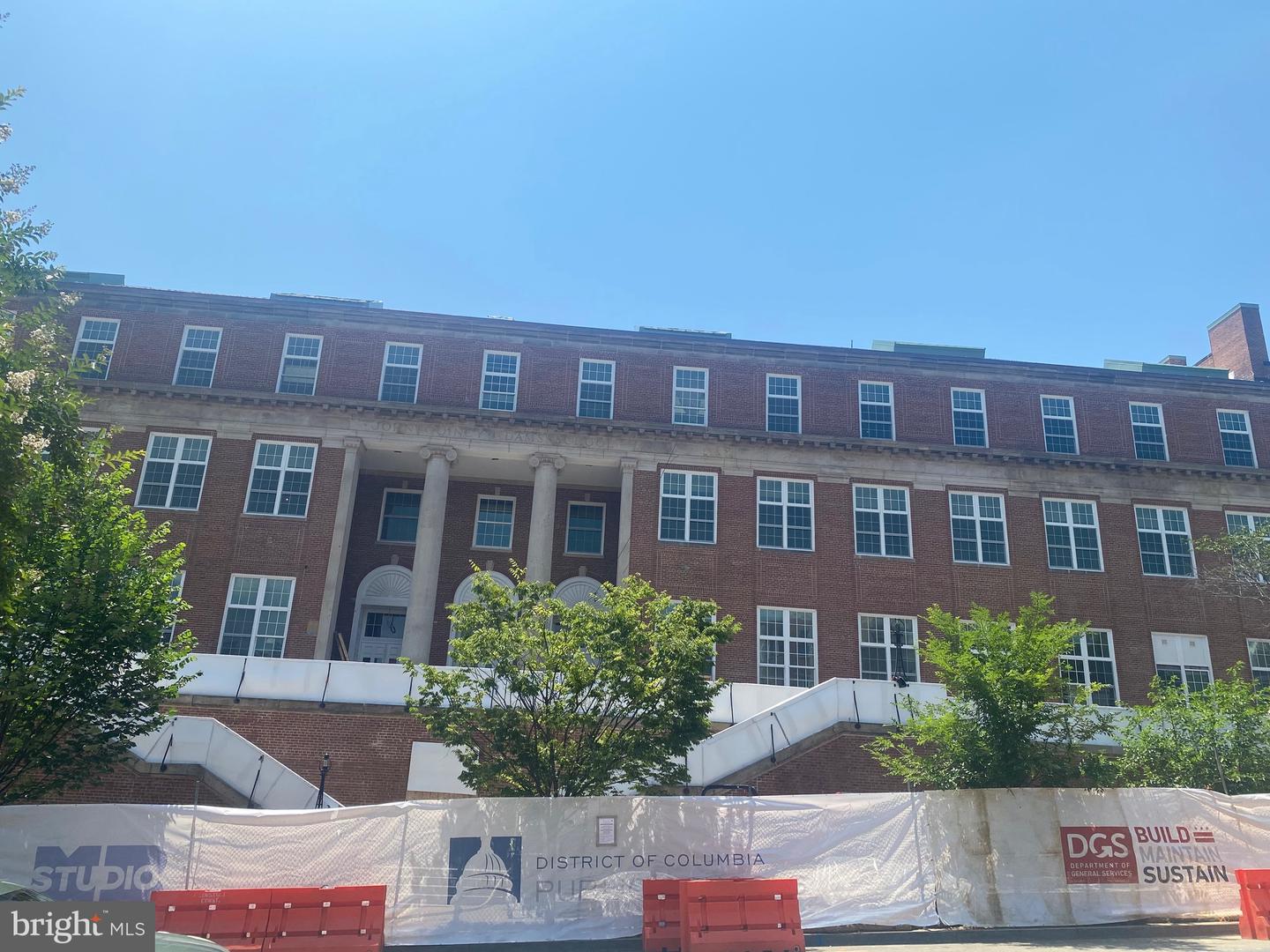 1858 CALIFORNIA ST NW #33, WASHINGTON, District Of Columbia 20009, 1 Bedroom Bedrooms, ,1 BathroomBathrooms,Residential,For sale,1858 CALIFORNIA ST NW #33,DCDC2201734 MLS # DCDC2201734