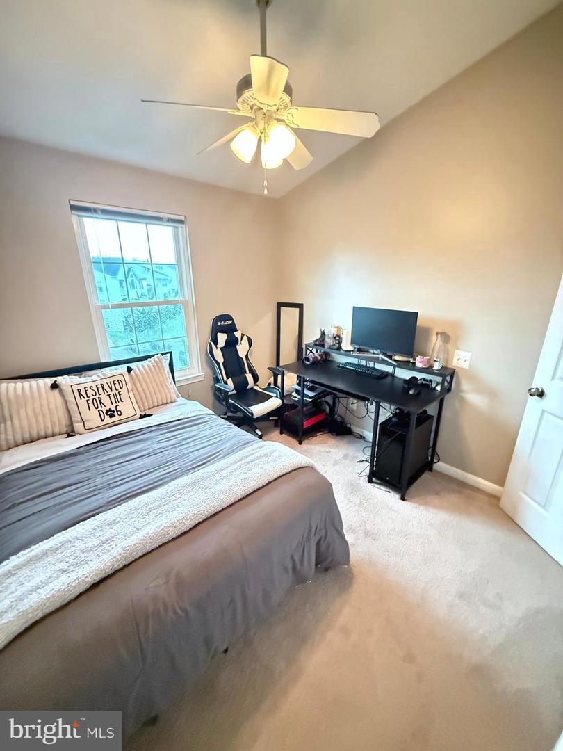 9230 CARDINAL FOREST LN #301, LORTON, Virginia 22079, 2 Bedrooms Bedrooms, ,1 BathroomBathrooms,Residential,For sale,9230 CARDINAL FOREST LN #301,VAFX2246804 MLS # VAFX2246804