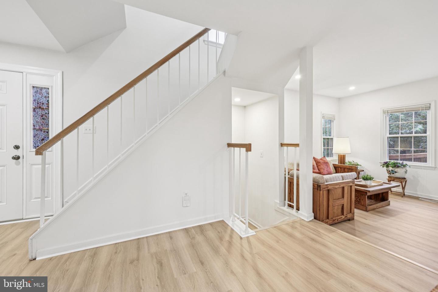 8536 SPRINGFIELD OAKS DR, SPRINGFIELD, Virginia 22153, 3 Bedrooms Bedrooms, ,2 BathroomsBathrooms,Residential,For sale,8536 SPRINGFIELD OAKS DR,VAFX2249310 MLS # VAFX2249310