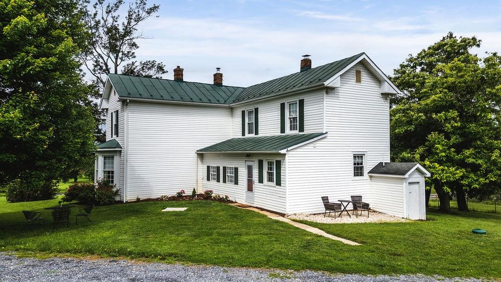 757 ENTRY SCHOOL RD, WAYNESBORO, Virginia 22980, 4 Bedrooms Bedrooms, ,2 BathroomsBathrooms,Residential,757 ENTRY SCHOOL RD,665941 MLS # 665941
