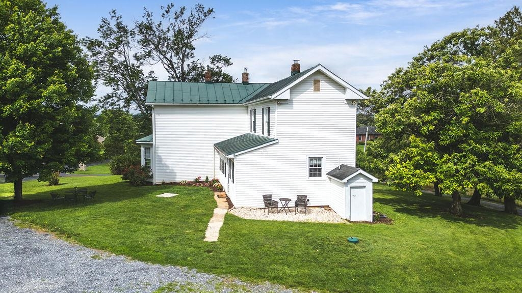 757 ENTRY SCHOOL RD, WAYNESBORO, Virginia 22980, 4 Bedrooms Bedrooms, ,2 BathroomsBathrooms,Residential,757 ENTRY SCHOOL RD,665941 MLS # 665941