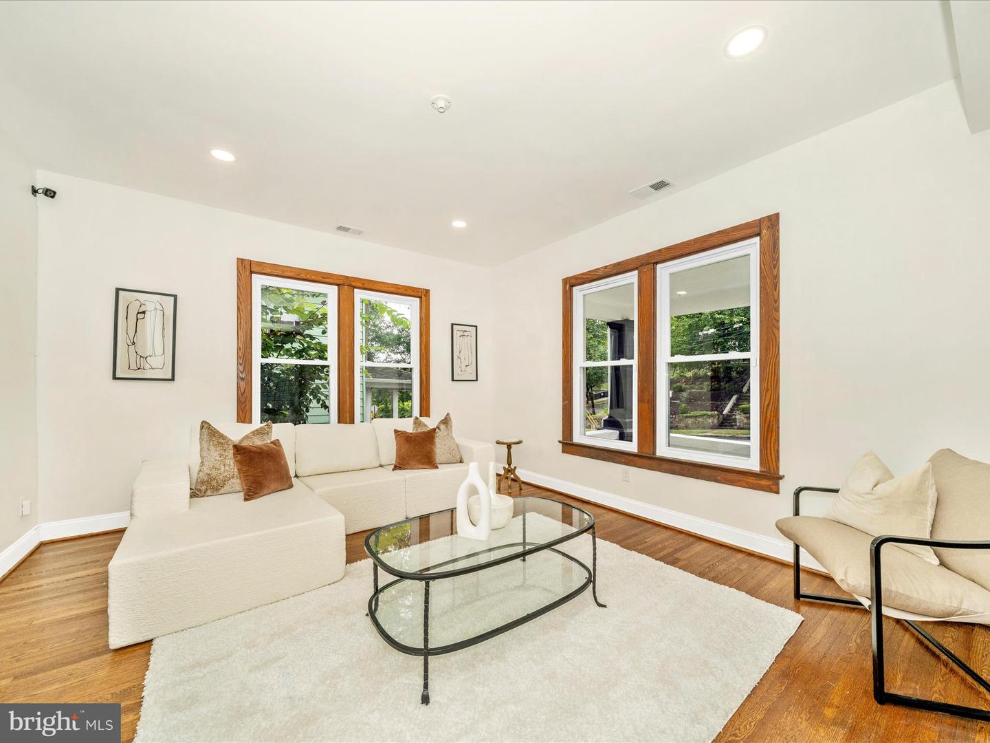 3003 20TH ST NE, WASHINGTON, District Of Columbia 20018, 4 Bedrooms Bedrooms, ,3 BathroomsBathrooms,Residential,For sale,3003 20TH ST NE,DCDC2208004 MLS # DCDC2208004