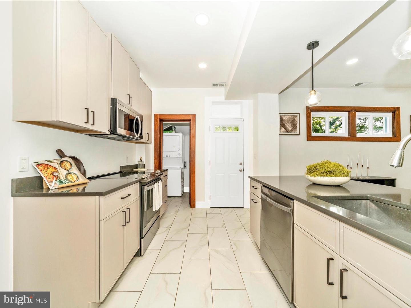 3003 20TH ST NE, WASHINGTON, District Of Columbia 20018, 4 Bedrooms Bedrooms, ,3 BathroomsBathrooms,Residential,For sale,3003 20TH ST NE,DCDC2208004 MLS # DCDC2208004