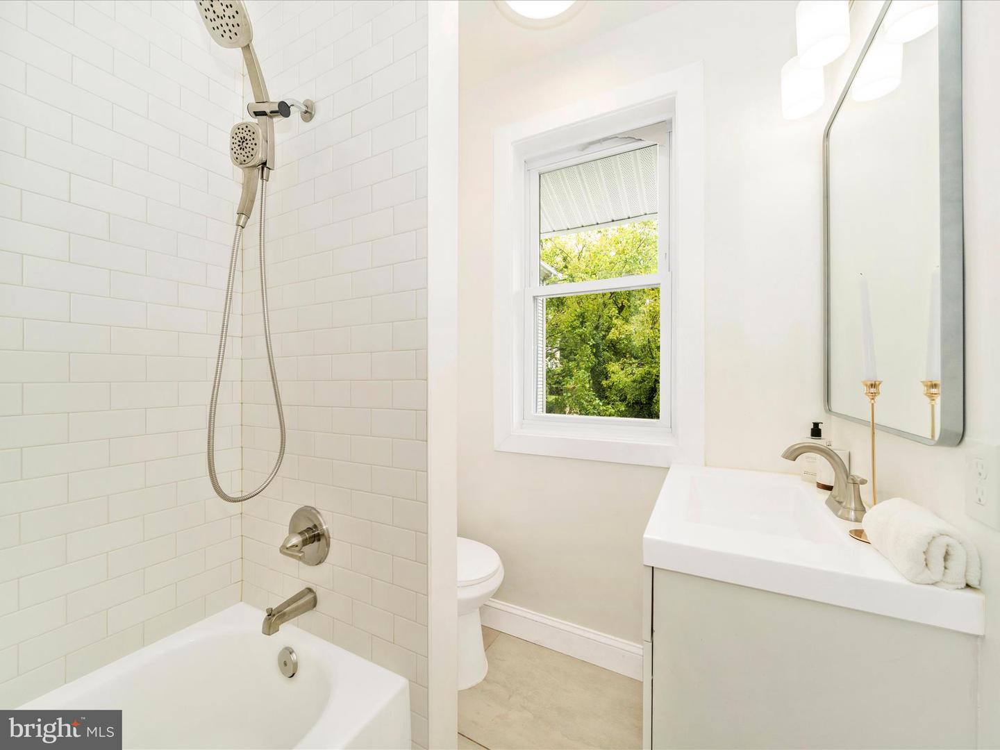 3003 20TH ST NE, WASHINGTON, District Of Columbia 20018, 4 Bedrooms Bedrooms, ,3 BathroomsBathrooms,Residential,For sale,3003 20TH ST NE,DCDC2208004 MLS # DCDC2208004