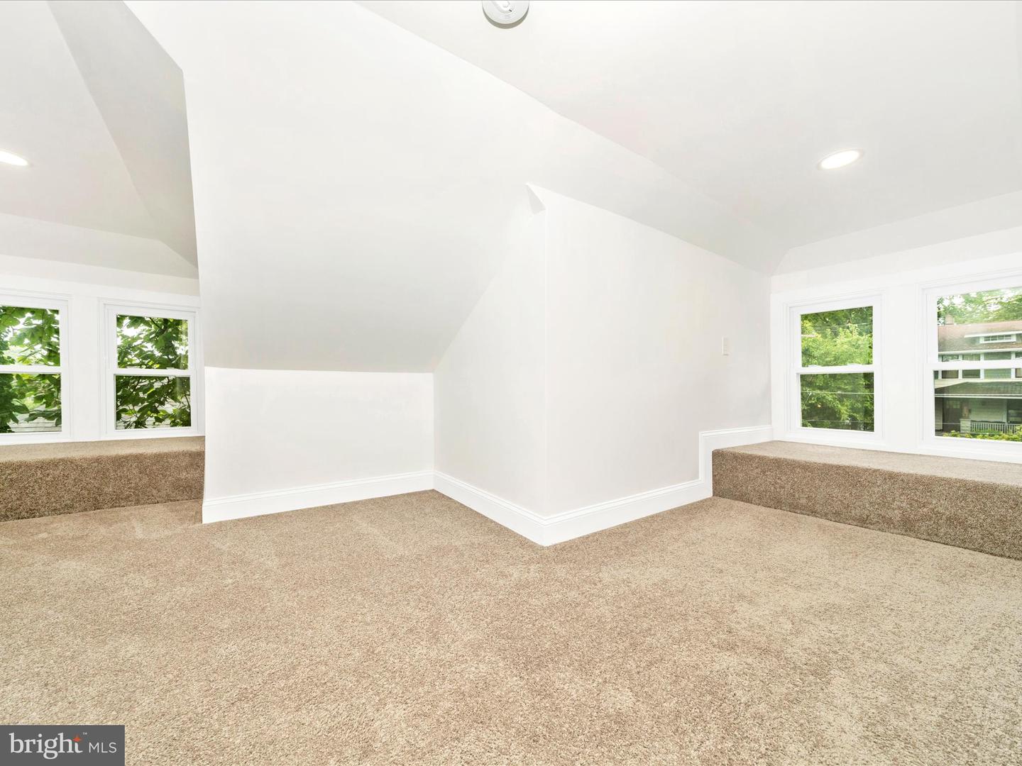 3003 20TH ST NE, WASHINGTON, District Of Columbia 20018, 4 Bedrooms Bedrooms, ,3 BathroomsBathrooms,Residential,For sale,3003 20TH ST NE,DCDC2208004 MLS # DCDC2208004
